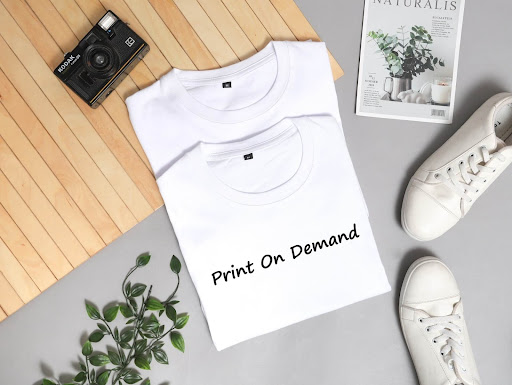 Using the best print-on-demand site can help businesses avoid timing and investment risks